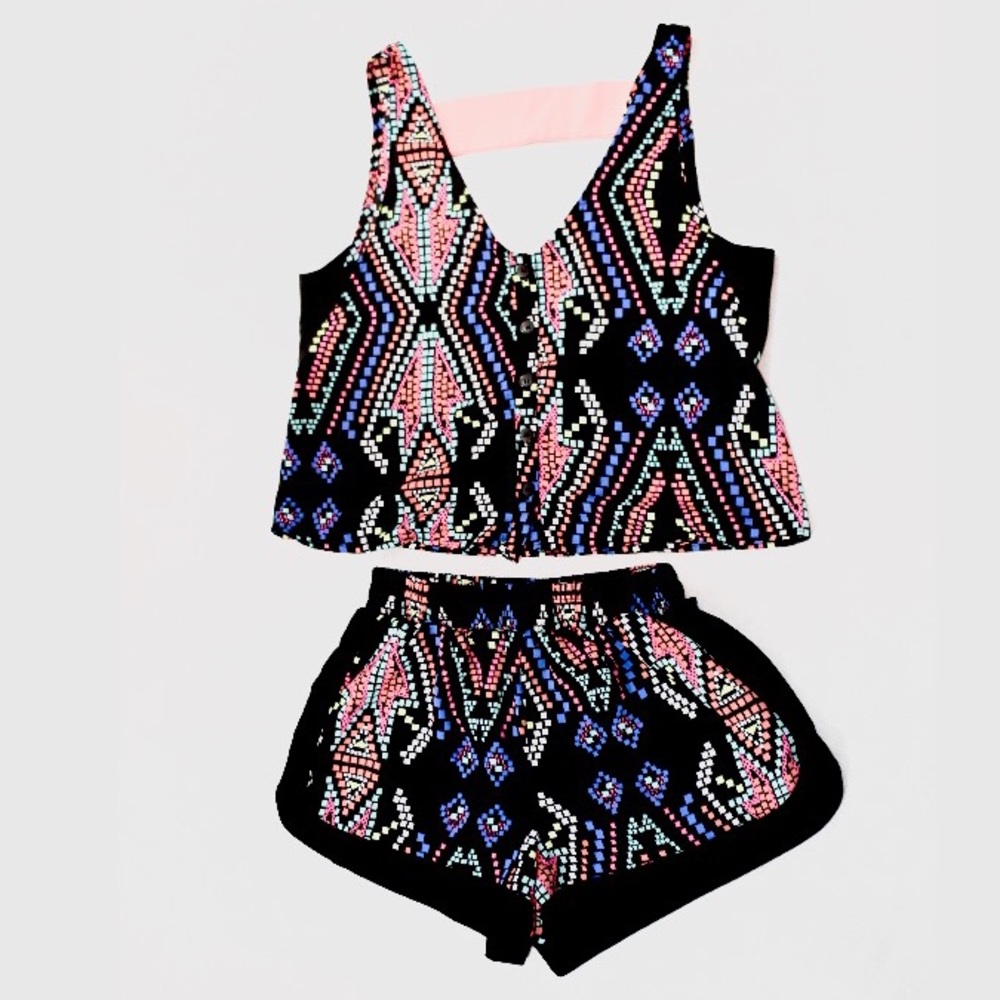 Small Black Colorful Geometric Crop Top & Shorts Set